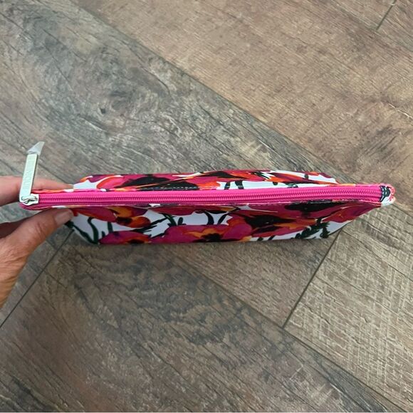 Vera Neumann for Clinique Floral Zip Bag - Picture 7 of 9